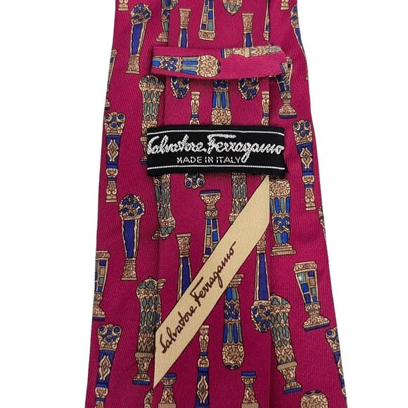 Salvatore Ferragamo Other - Salvatore Ferragamo Mens Tie Vases Wine Red & Blue Silk 3.5" (W) x 56.5" (L) guc